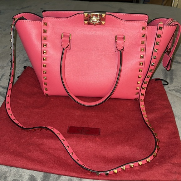 Preloved Valentino Garavani pink leather studs 2 way handbag/crossbody dust bag - Picture 4 of 12